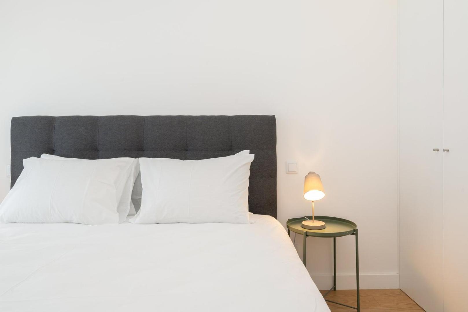Guestready - Modern 2-Bedroom Apt In Cedofeita Porto Bagian luar foto